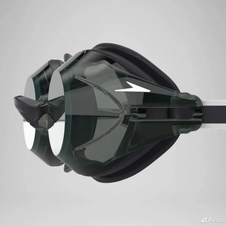 Очки для плавания Speedo Vanquisher 3.0  (темные; Черный)
