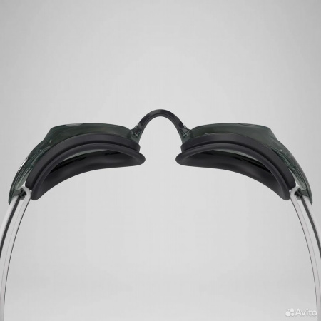 Очки для плавания Speedo Vanquisher 3.0  (темные; Черный)